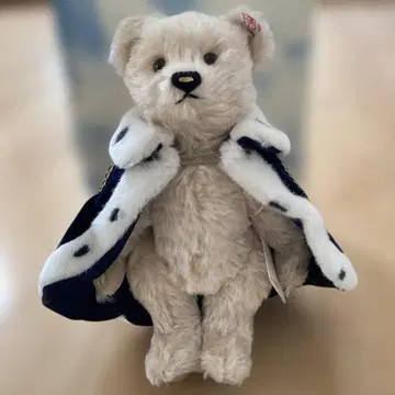 슈타이프 코로네이션 베어