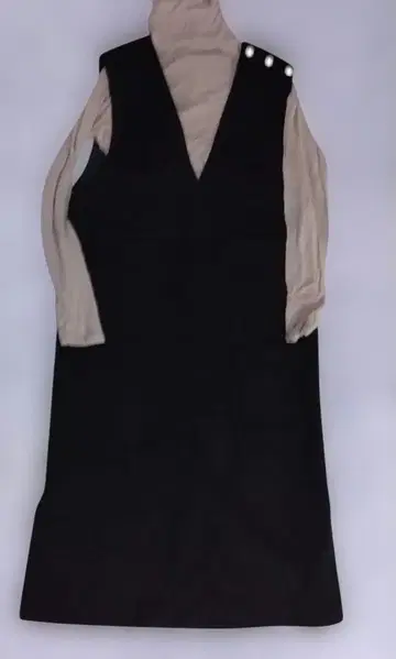 UNFILO 잡지 콜라보 원피스 & 티셔츠 세트