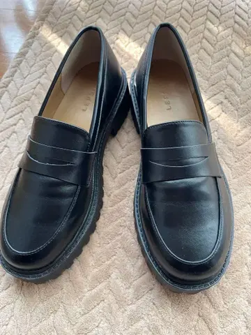 LEPSIM 통굽 로퍼 블랙