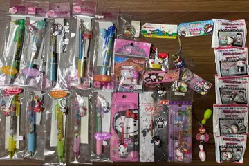 지역 한정 키티 스트랩 26종