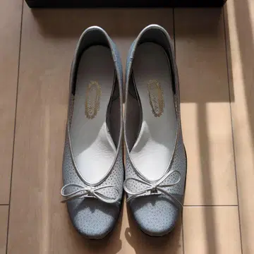 Yoshinoya 실버 리본 펌프스 24cm