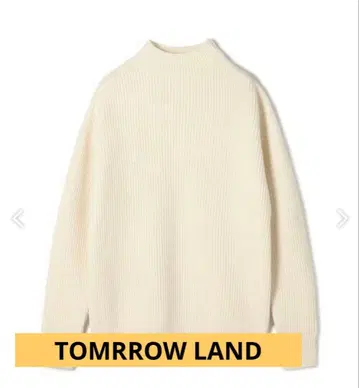 M 사이즈 표기 투모로우랜드 모크넥 스웨터 화이트