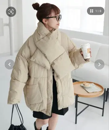 Discoat 머플러 포함 노카라 페이크 다운