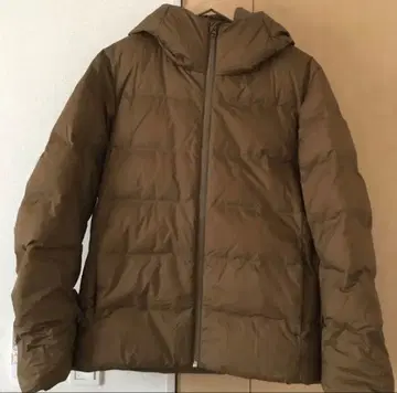 [ 완판템 ] 유니클로 심리스 다운 브라운