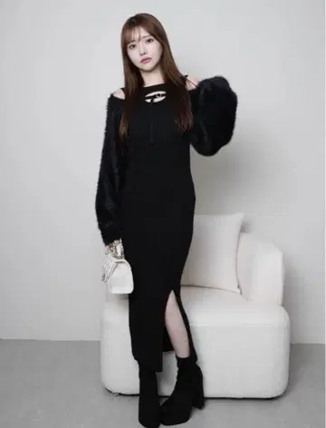 lipservice 데콜테 오픈 도킹 니트 원피스