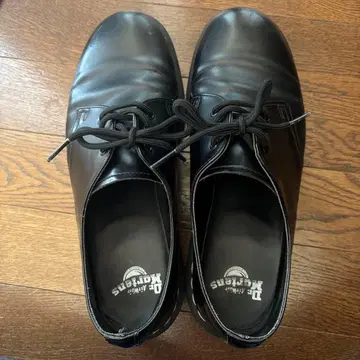 블랙 레이스업 슈즈