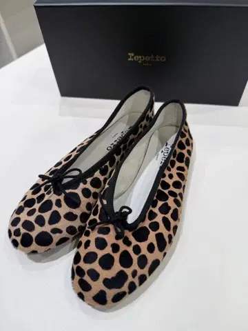 Repetto 레오파드 Size 35.0 (22.7cm)