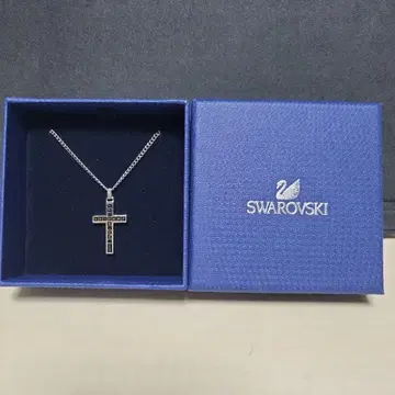 Swarovski 실버 미드나잇 크로스 목걸이
