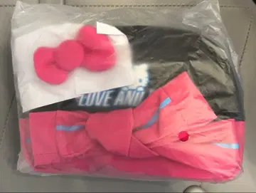 산리오 오샤레마녀 라브베리 헬로키티 파우치 2