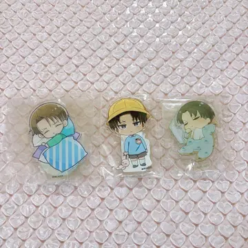 진격의 거인 리바이 아크릴 스탠드 3점 세트