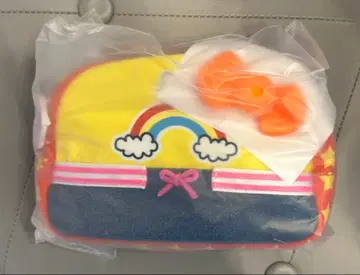 산리오 오샤레마녀 라브베리 헬로키티 파우치 1