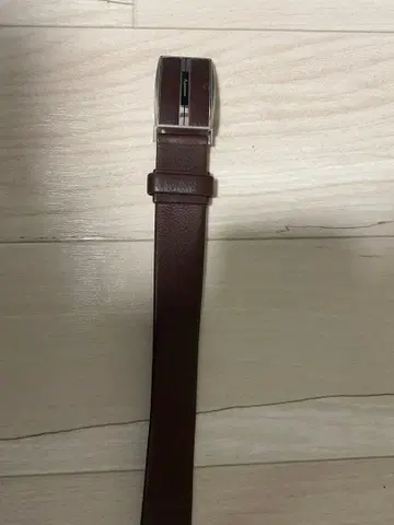 Aquascutum의 벨트