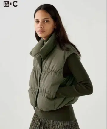 유니클로 C 다운 크롭 베스트