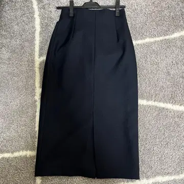 La boutique de sen 네이비 타이트 스커트