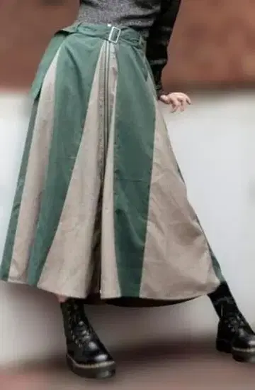 jouetie 쥬에티 플레어 스커트