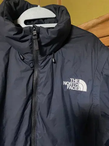 THE NORTH FACE 네이비 나일론 자켓