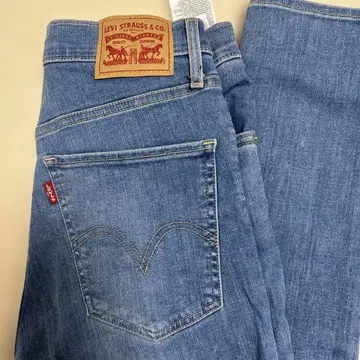 Levi's Mile High Super Skinny 27