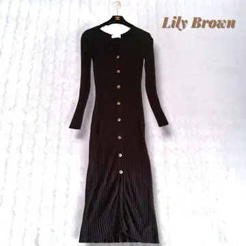 릴리 브라운 쿨 페미닌 버튼 리브 니트 롱 원피스 블랙