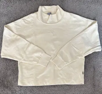 푸마 PUMA 긴팔 스포츠 웨어 트레이닝복 롱T 여성용 화이트