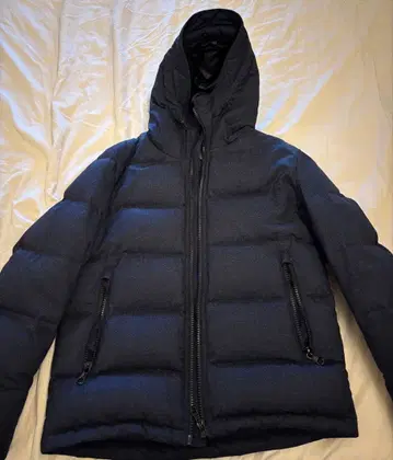 TOMORROW LAND 다운 자켓