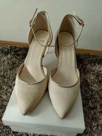 [ Aimer ] 새틴 세퍼레이트 펌프스