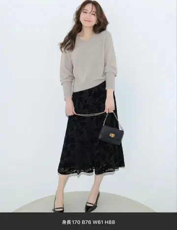 [ 택 포함 미사용품 ] ANY SIS 페더 니트 & 플로키 스커트