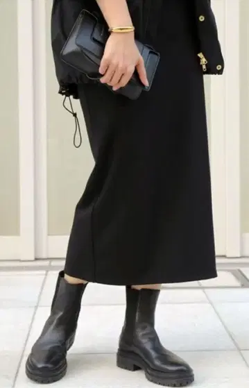 [미사용품급] 뮤즈 드 두지엠 클라세 타이트 스커트 니트 블랙 M