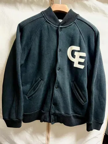 Good Enough GE 초기 맨투맨 바시티 자켓 블랙 오리지널