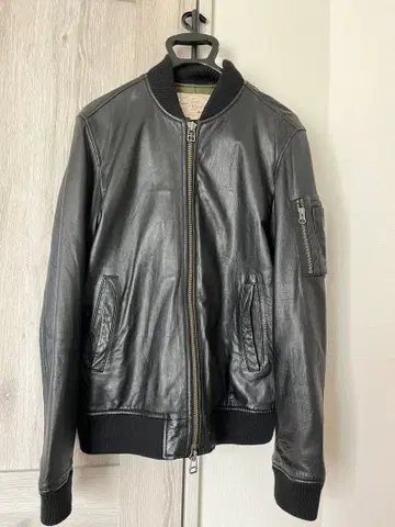 블랙 가죽 자켓