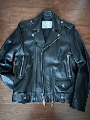 COVERT 유나이티드 애로우즈 라이더스 가죽