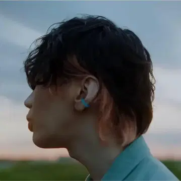 양쪽 귀 프릭 이어커프 씨블루 칼세도니