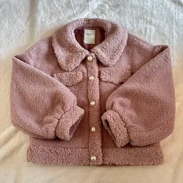 titty&Co. 펄 버튼 보아 자켓