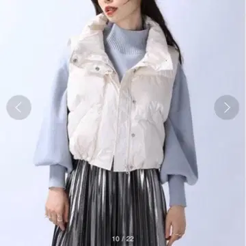 새상품 택 포함 JEANASIS 퍼 숏 베스트 다운 베스트