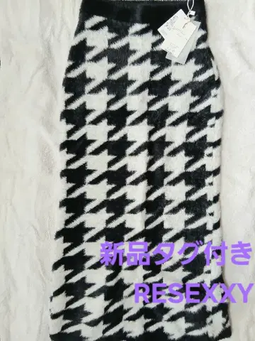 택 포함 새상품 RESEXXY 하운드 투스 샤기 니트 스커트