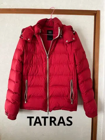 TATRAS 빨간색 후드 부착 다운 자켓