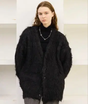 soerte SUPER VOLUME SHAGGY KNIT CARDIGAN