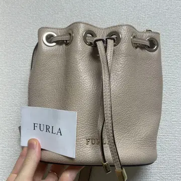 FURLA 베이지 복조리형 숄더백