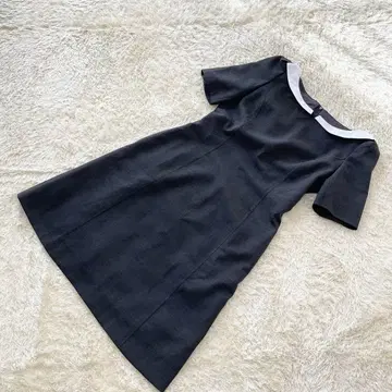 새상품급 폭시 차콜 그레이 원피스 38 화이트 카라 탈부착 가능