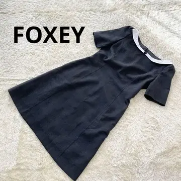 새상품급 폭시 차콜 그레이 원피스 38 화이트 카라 탈부착 가능