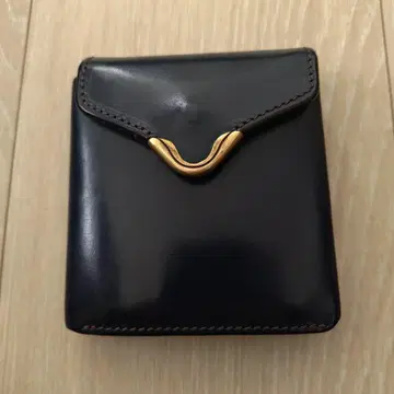 이케노하타 긴카텐 크램프 브라이들 레더 이단 접기 네이비 지갑 크램프