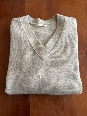 MAFEE 그레이 V넥 긴팔 니트