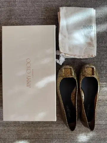 지미추 골드 플랫슈즈