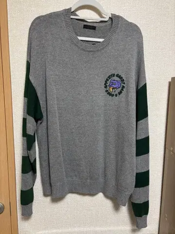 Candy Stripper 스웨터