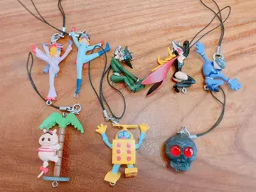 얏타맨 피규어 스트랩