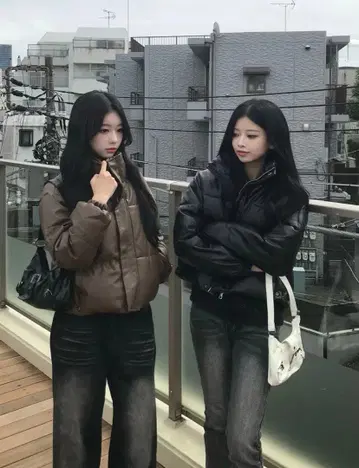 [emmy] 가죽 터치 패디드 숏 블루종 블랙