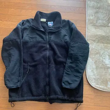 PECKHAM 블랙 플리스 자켓