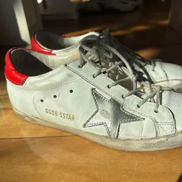 GOLDEN GOOSE GGGB SSTAR 화이트/레드 스니커즈