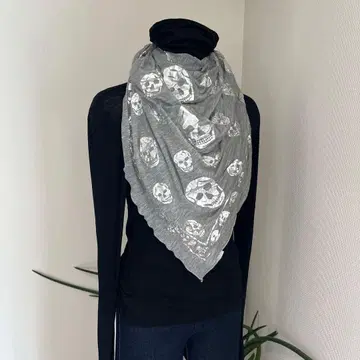 ALEXANDER McQUEEN 스카프 레이온