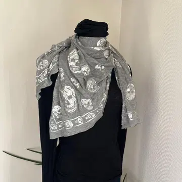 ALEXANDER McQUEEN 스카프 레이온