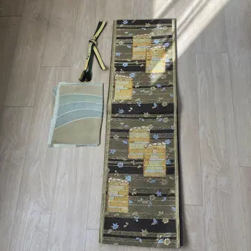 기모노 블랙 베이스 골드 컬러 자수 후쿠로 오비